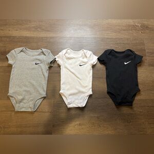 Nike Kids Bodysuit Trio - Gray, White, Black